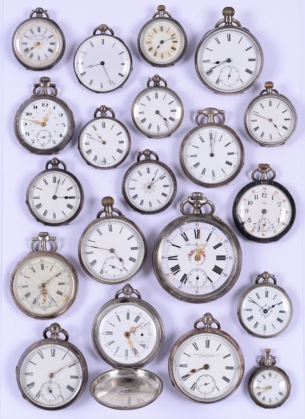Lotto di venti orologi da tasca con cassa in argento, XIX-XX secolo