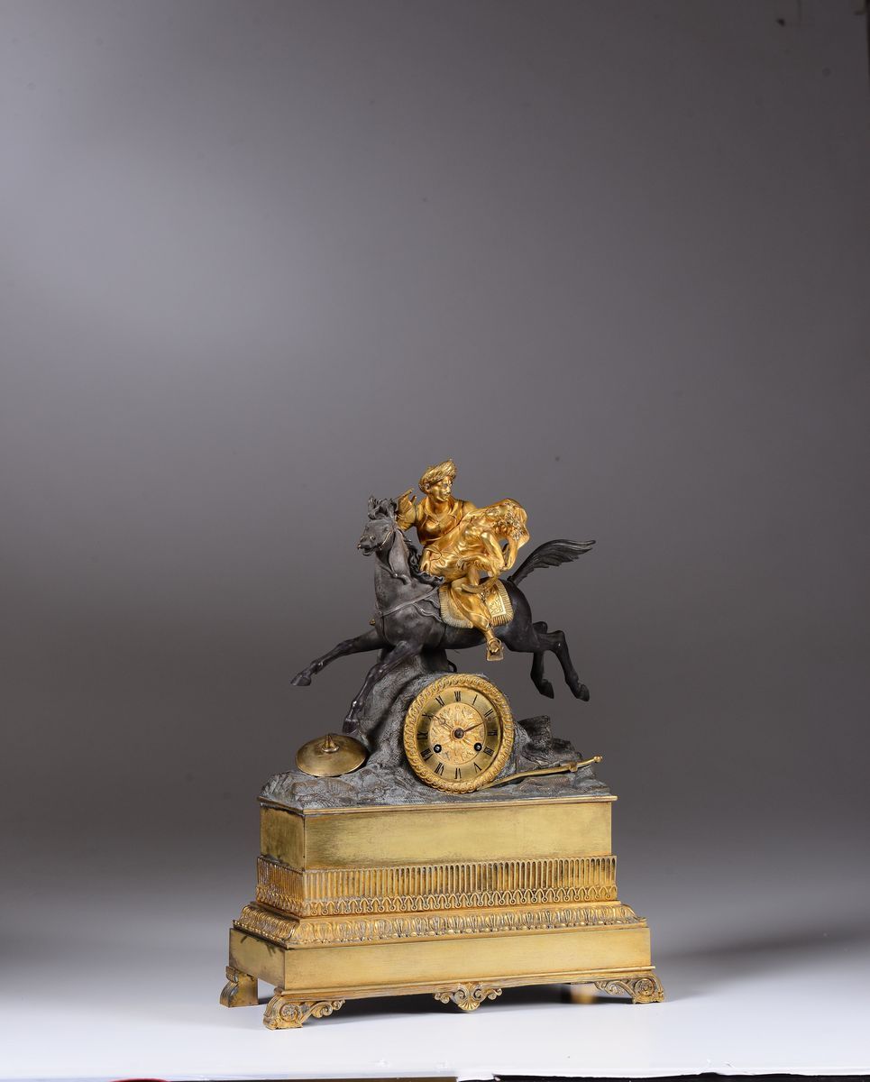 Pendola da Tavolo in Bronzo, Francia XIX Secolo