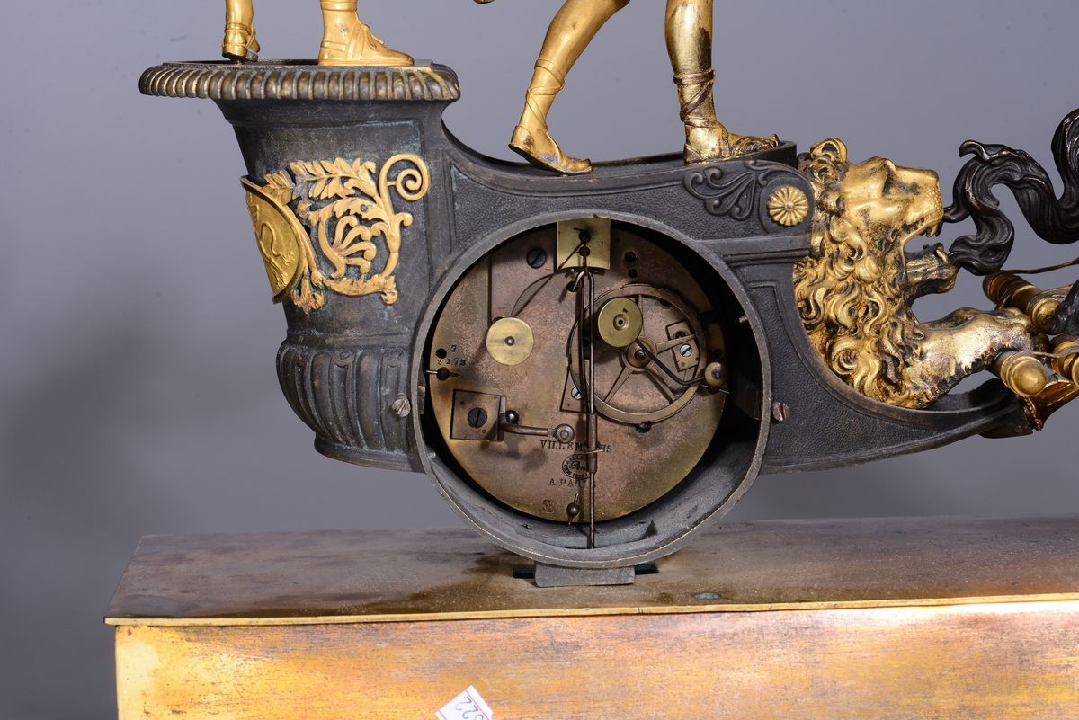 Pendola da Tavolo Carlo X in Bronzo, Francia, Villemains a Paris, Prima Metà XIX Secolo