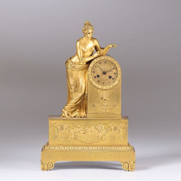 Pendola da tavolo in bronzo dorato, Francia fine XIX secolo