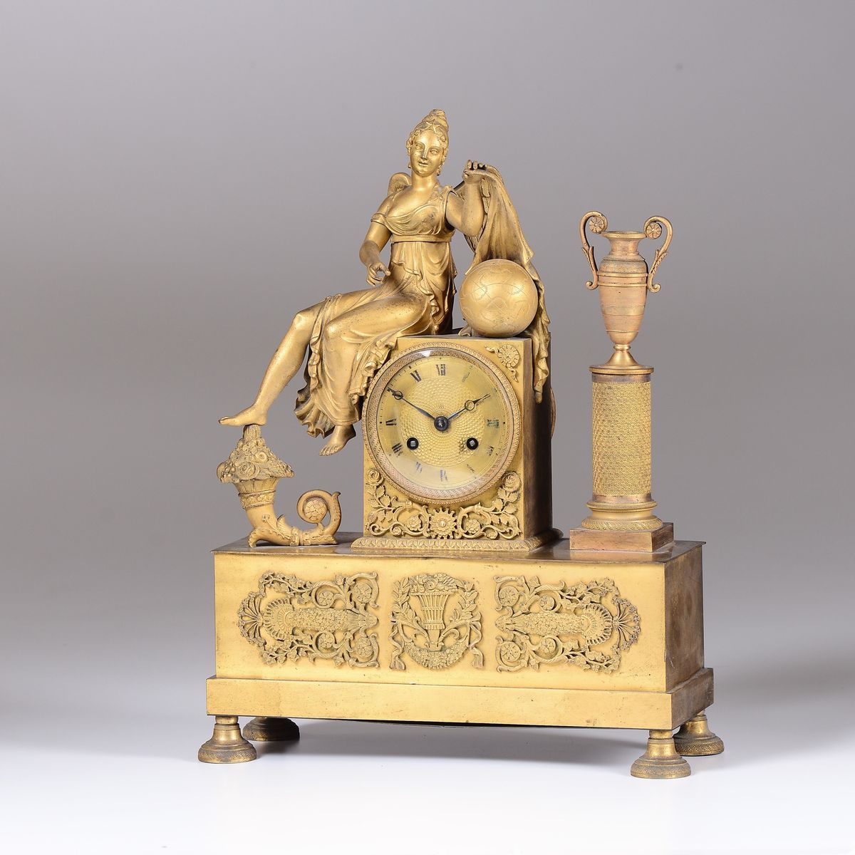 Pendola da Tavolo in Bronzo Dorato, Francia Carlo X