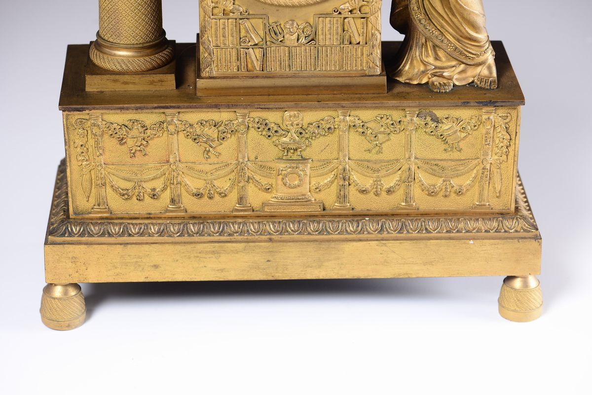 Pendola da Tavolo in Bronzo Dorato, Francia Fine XIX Secolo