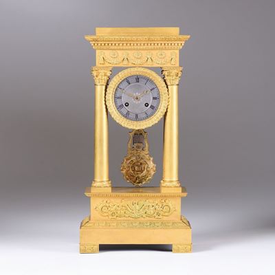 Pendola a Portico in Bronzo Dorato, Francia Fine XIX Secolo