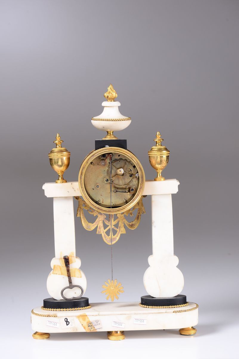 Pendola a Portico, Philibert a Paris, Francia, Inizio XIX Secolo