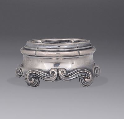 Saliera in Argento Sbalzato, Messina (?) 1758