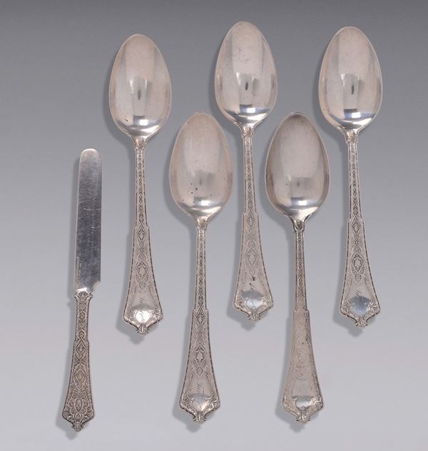 Cinque cucchiai e un coltello in argento sterling cesellato Tiffany, USA 1856-1859