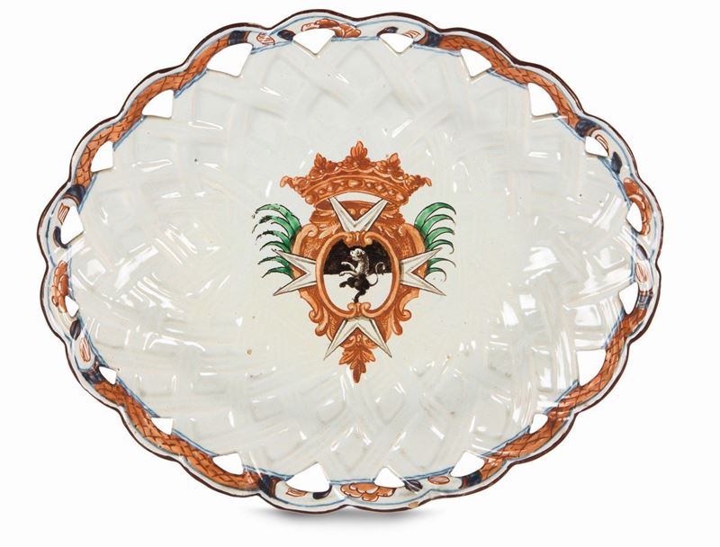 A maiolica tray, Milan, Pasquale Rubati factory (?), circa 1770-80  - Auction Majolica and porcelain from the 16th to the 19th century - Cambi Casa d'Aste