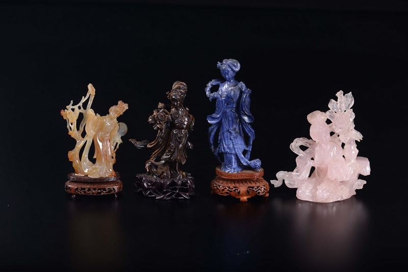 Lotto di quattro figure di Guanyin: una in lapislazzulo, uno in occhio di tigre, una in quarzo rosa ed una in agata, Cina, XX secolo  - Asta Arte Orientale - Asta Online - Cambi Casa d'Aste