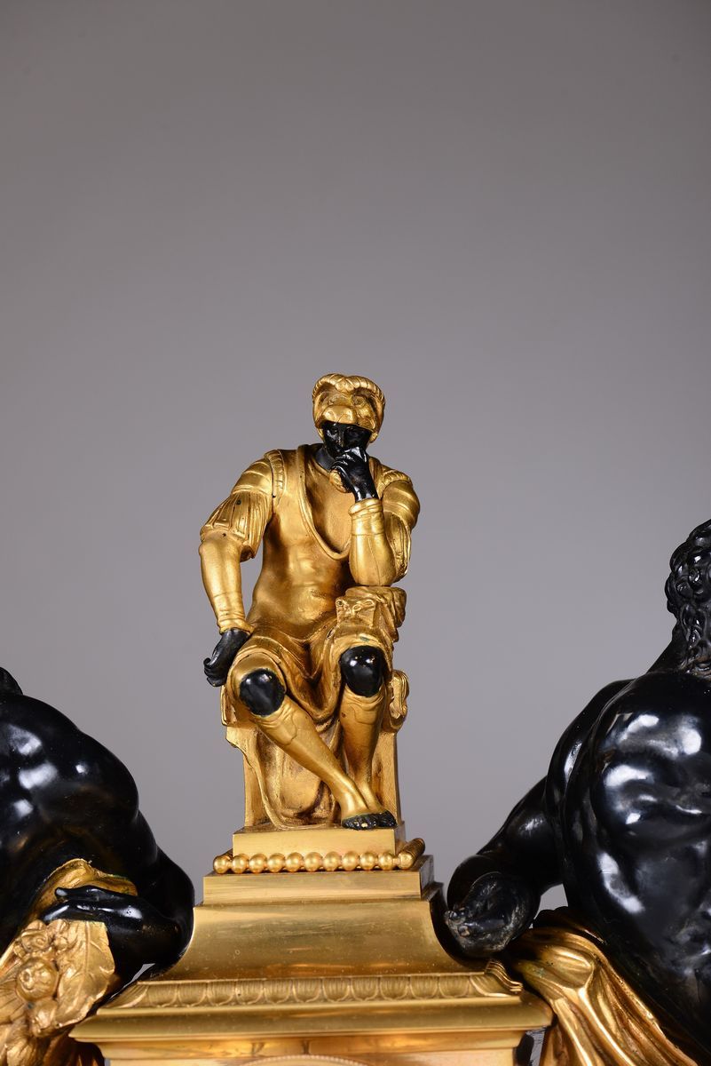 Pendola da Camino in Bronzo e Marmo Rosso, Francia XIX Secolo