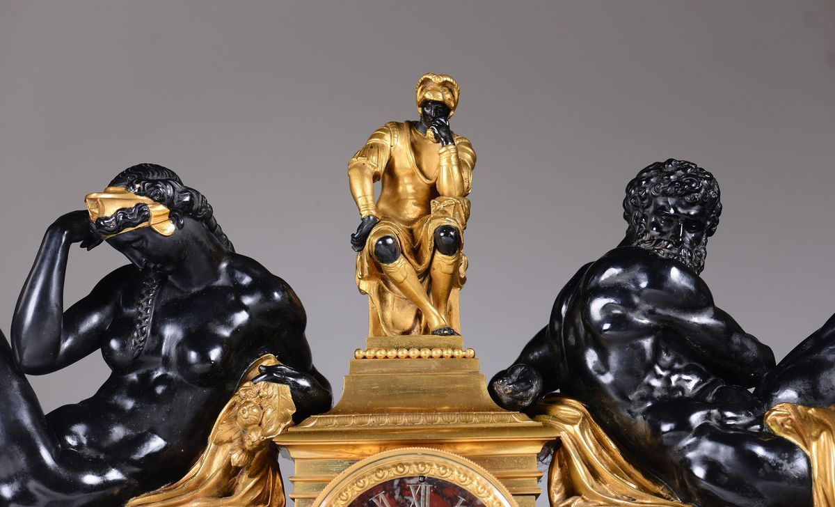 Pendola da Camino in Bronzo e Marmo Rosso, Francia XIX Secolo