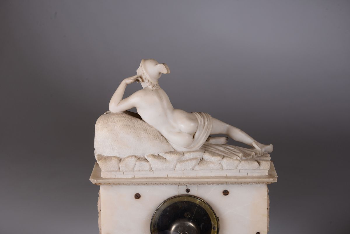 Pendola da Tavolo in Alabastro, XIX Secolo