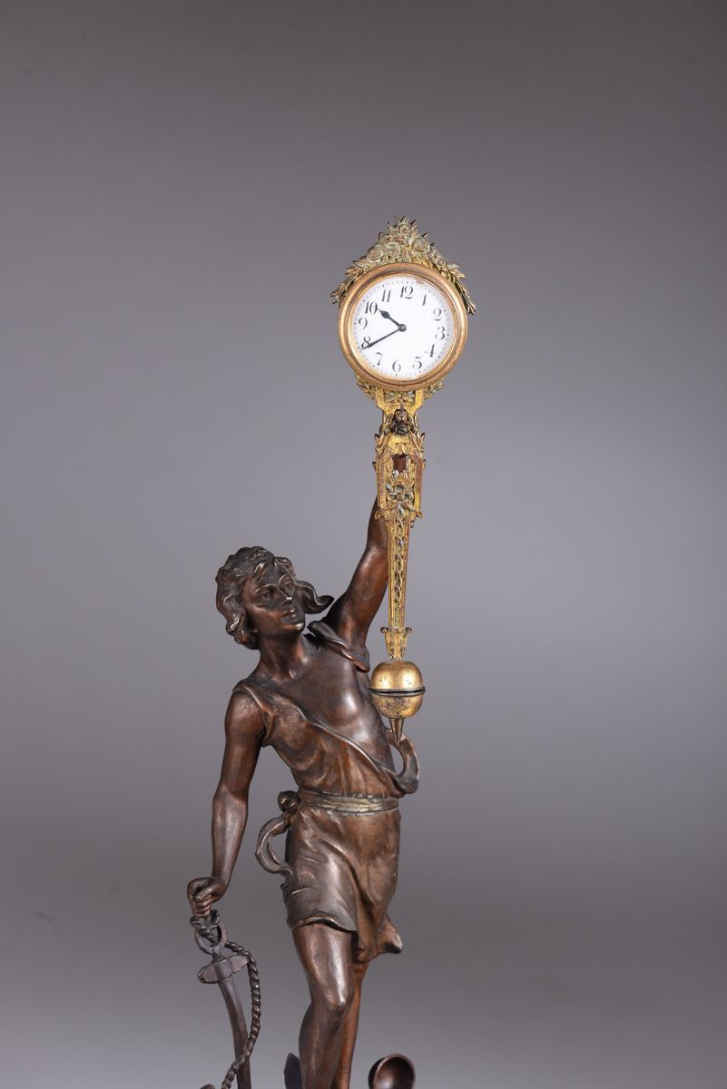 Orologio Oscillante in Antimonio, XX Secolo
