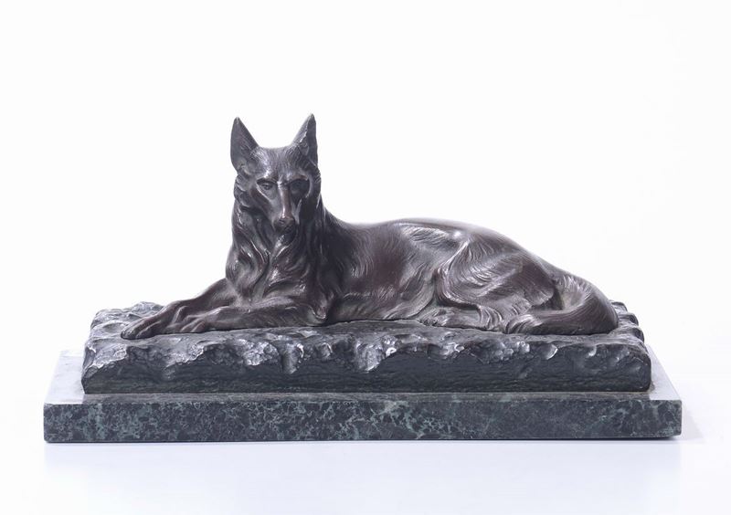 Cane sdraiato in bronzo  - Auction Asta a Tempo Antiquariato - II - Cambi Casa d'Aste