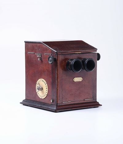 Visore Stereoscopico da Tavolo “taxi Photo” per Diapositive su Vetro Inserite negli Appositi Cont...