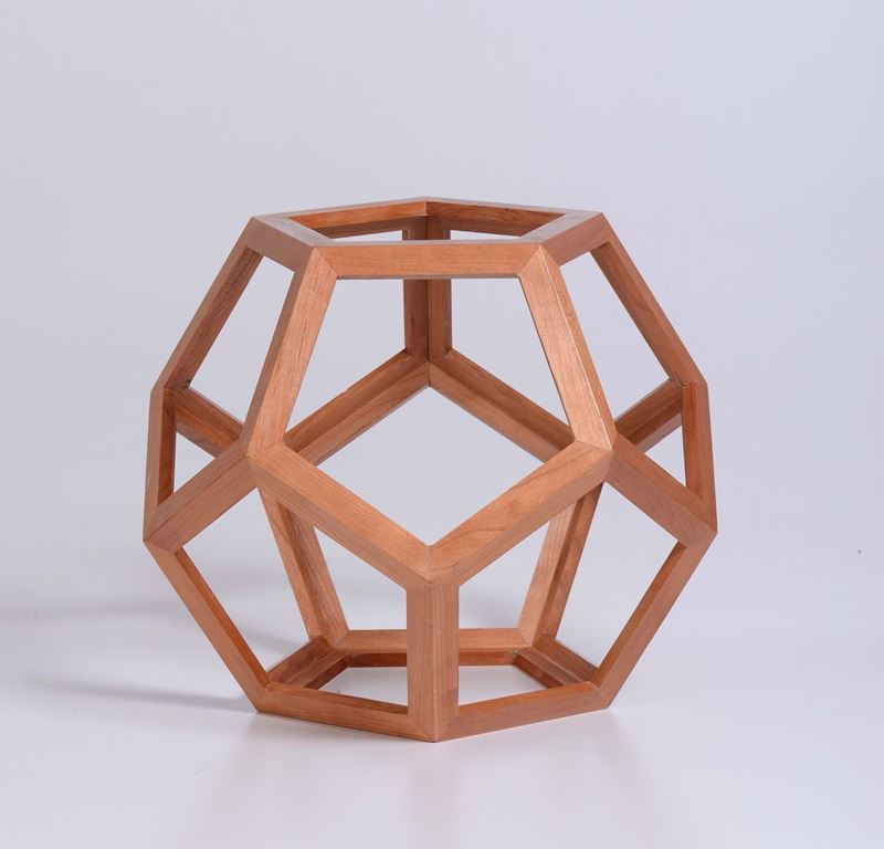 Dodecaedro vuoto, poliedro vuoto regolare, in legno di ciliegio, a 30 spigoli  - Asta Arte Marinara e Strumenti Scientifici - Cambi Casa d'Aste