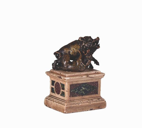 A fight between a dog and a boar. A bronze sculpture on a marble and porphyry base. 17th century German art