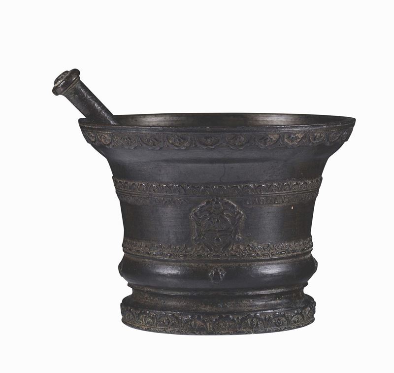 A bronze mortar and pounder, 17th century smelter  - Auction Sculpture and Works of Art - Cambi Casa d'Aste