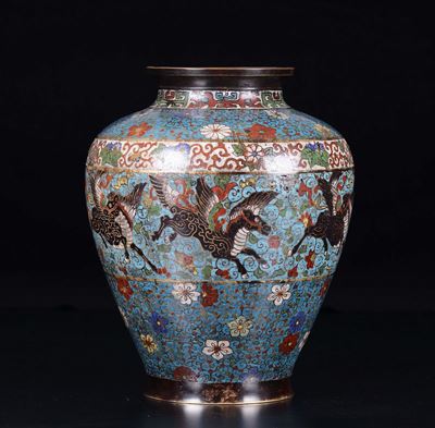 Vaso a Smalti Cloisonné con Decoro di Cavalli Alati, Cina, Fine XIX Secolo