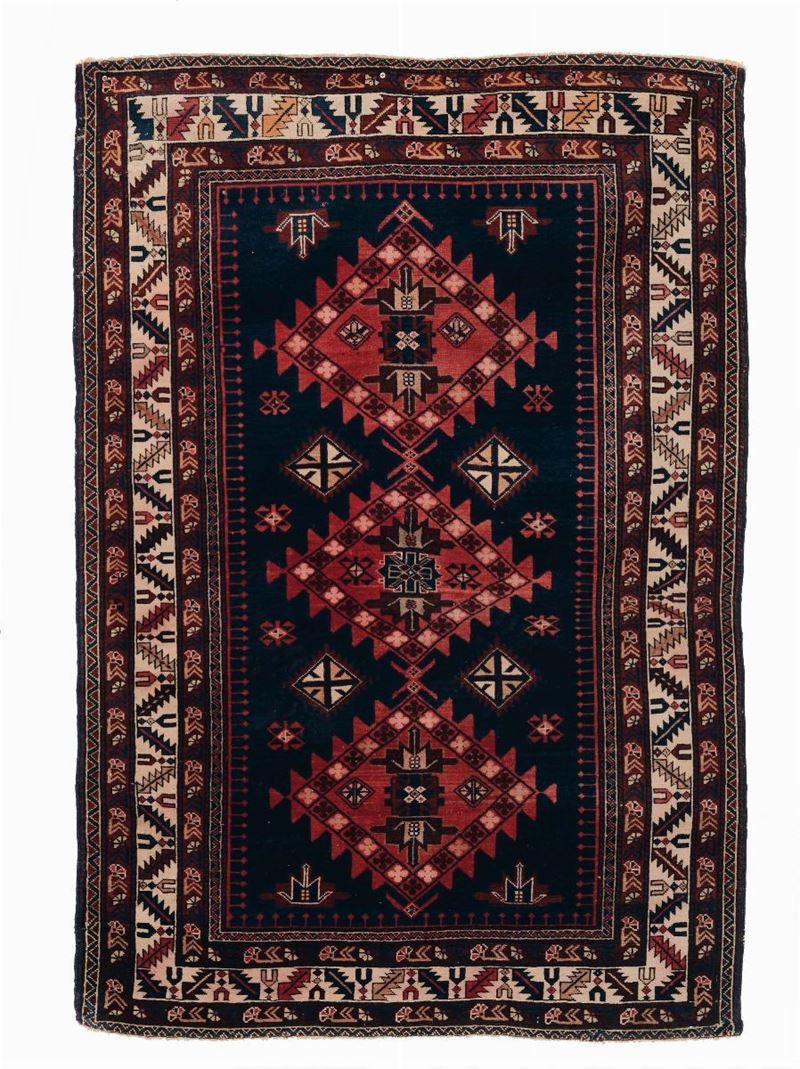 Tappeto caucasico, inizio XX secolo  - Asta Antiquariato - Cambi Casa d'Aste
