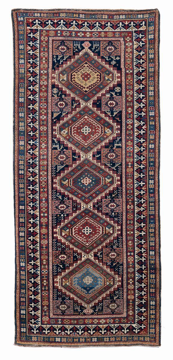 A Shirvan rug, Caucasus, late 19th century. Good condition.  - Auction Fine Carpets - Cambi Casa d'Aste