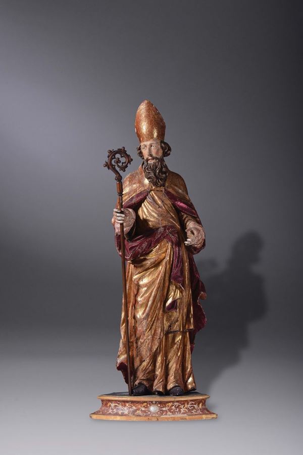 Scultura in legno policromo e dorato rappresentante Santo Vescovo, maestro austriaco o tirolese del XVII secolo, altezza cm 126