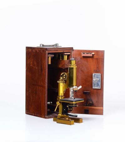 Microscopio in Cassetta, F.koristka, Milano, Inizio XX Secolo