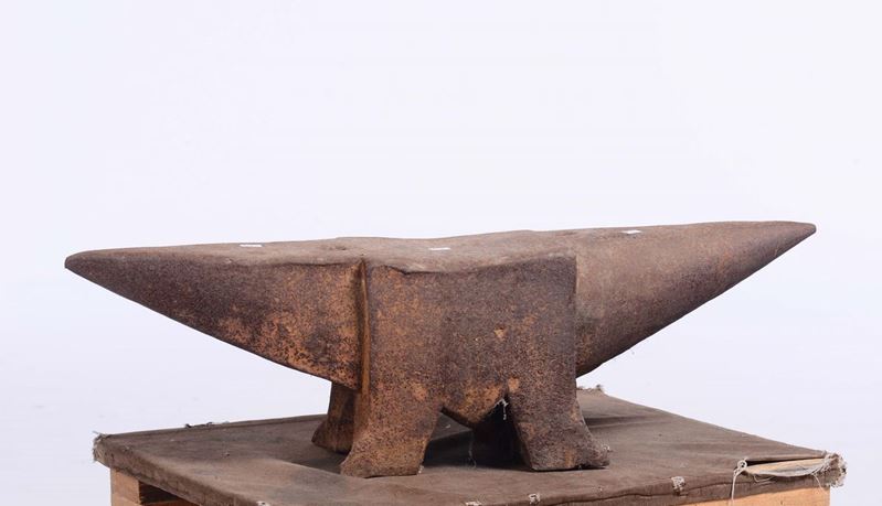 Incudine in ferro  - Auction Asta a Tempo Antiquariato - II - Cambi Casa d'Aste