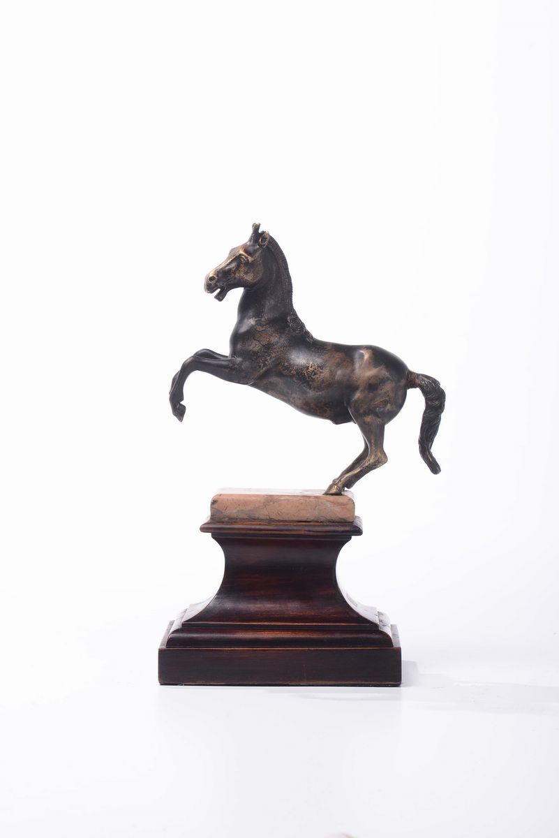 Cavallino Rampante in Bronzo Fuso e Cesellato, XIX Secolo