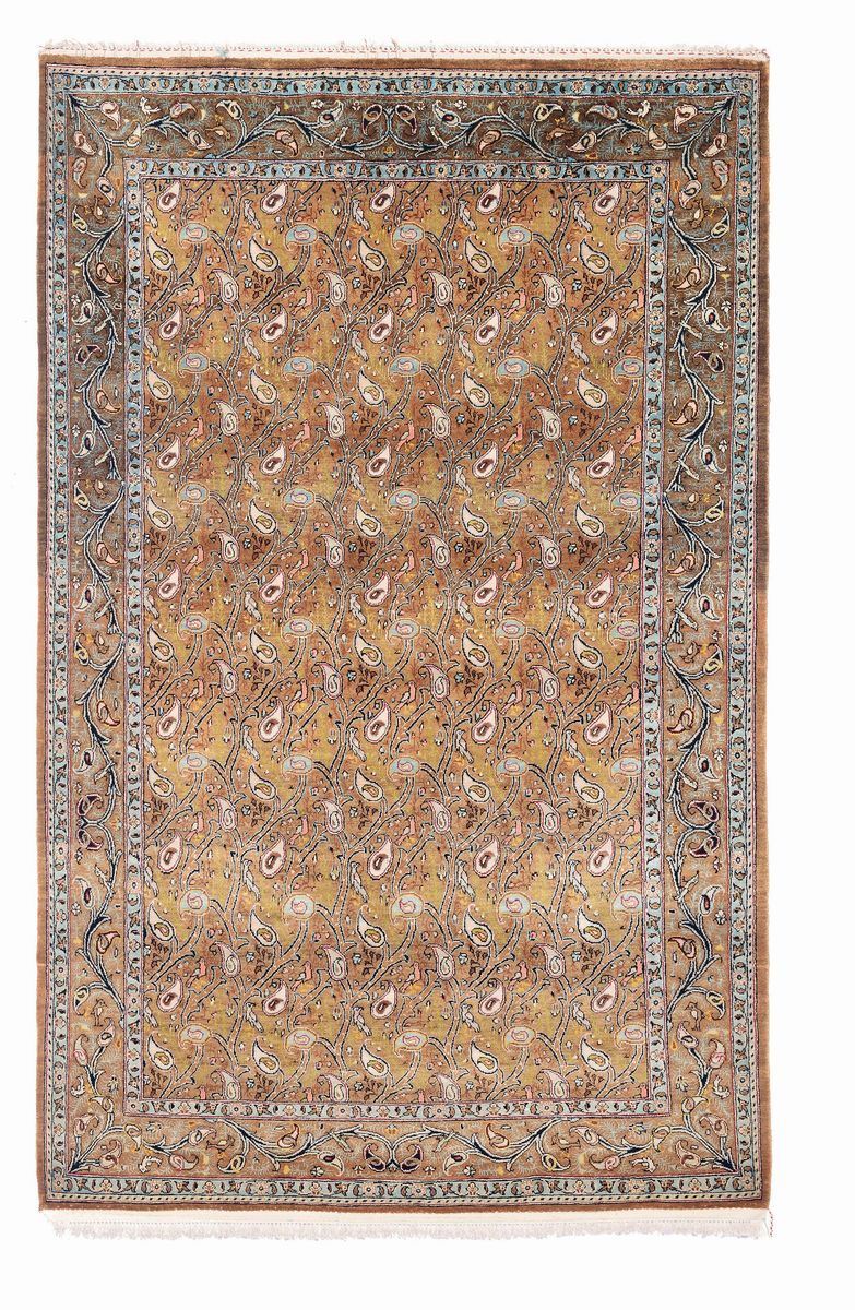 Tappeto persiano Kum, metà XX secolo  - Auction Fine Art - Cambi Casa d'Aste