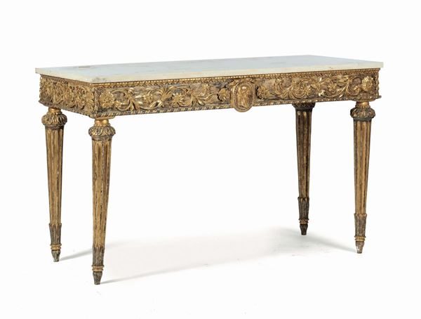 Console Luigi XVI in legno intagliato e dorato, Roma XVIII secolo