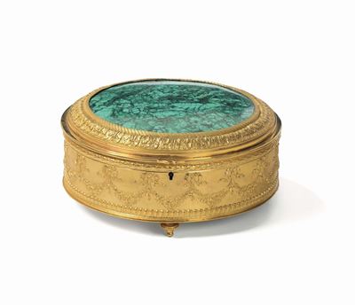 Scatola in Metallo Dorato con Piano in Malachite, Russia XIX Secolo