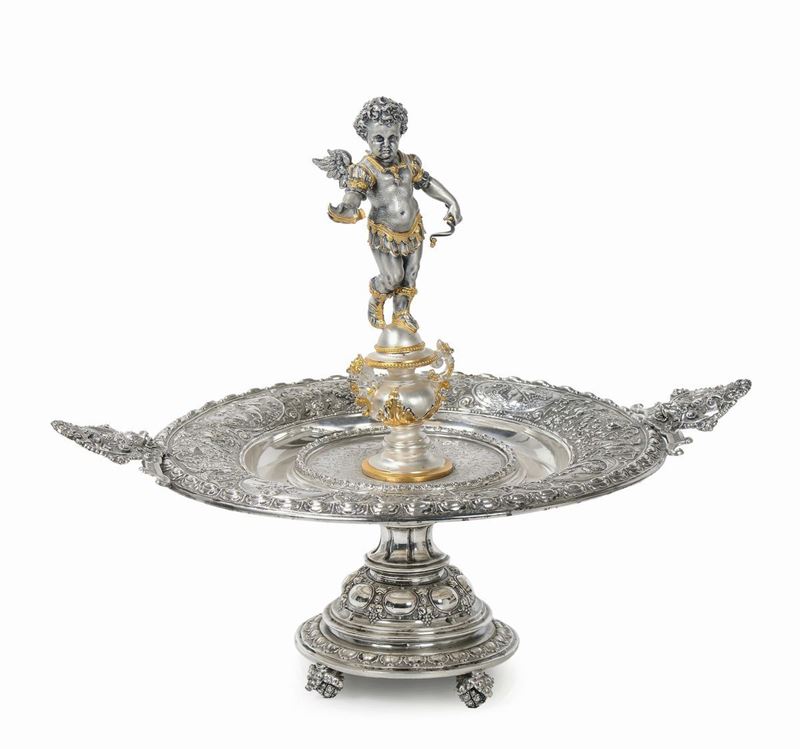 Alzata in argento con putto centrale, XX secolo  - Asta Antiquariato - Cambi Casa d'Aste