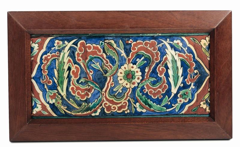 A Turkish tile, Iznik, mid 16th century  - Auction Majolica from 15th to 19th century - Cambi Casa d'Aste