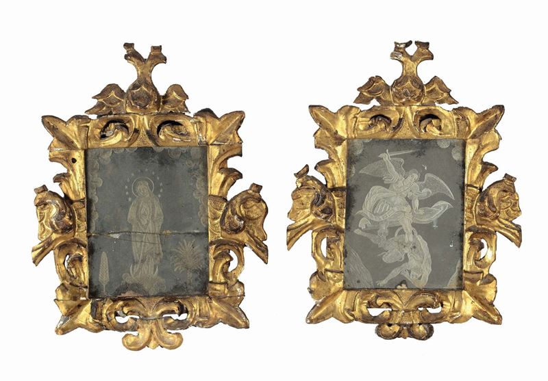Coppia di specchierine in legno dorato e vetri incisi, Venezia XVIII secolo  - Asta Antiquariato - Cambi Casa d'Aste