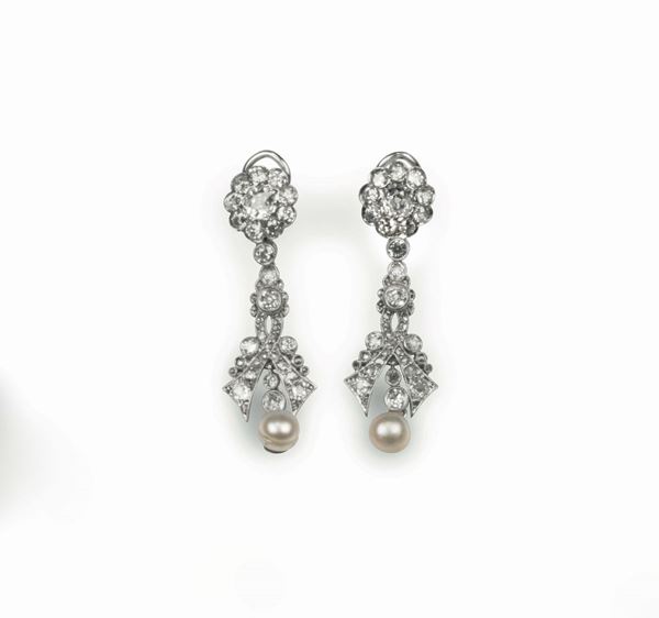 Pendant earrings with old-cut diamonds and pearls set in white gold