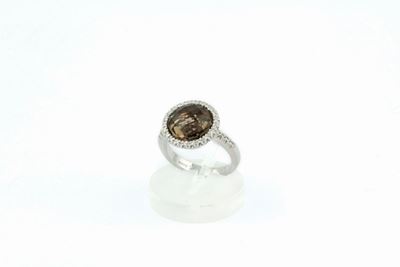 Anello con Quarzo Fumé e Diamanti a Contorno