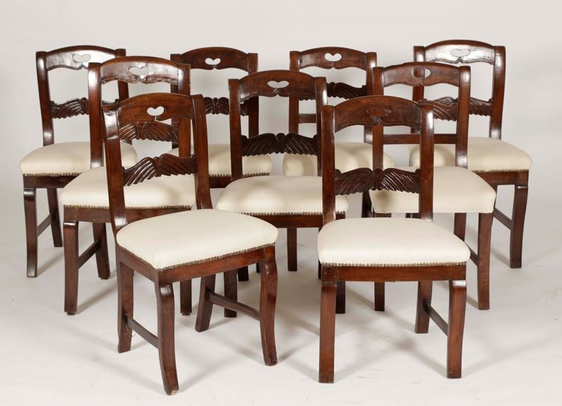 Nove sedie in noce scurito, XX secolo  - Auction Asta a Tempo Antiquariato - II - Cambi Casa d'Aste