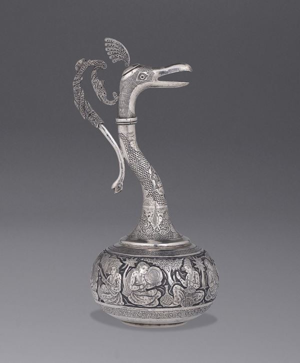 Versatoio a foggia zoomorfa in argento sbalzato, fuso e cesellato arte Ottomana Persia (?) XIX-XX secolo
