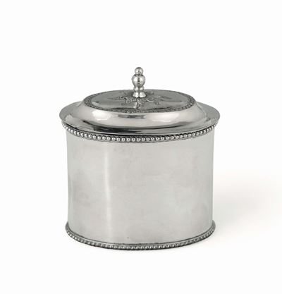 Scatola in Argento Fuso, Sbalzato e Cesellato, Russia, San Pietroburgo 1797, Saggiatore Aleksandr...