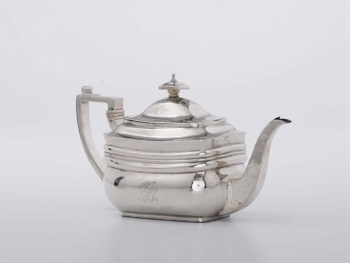 Teiera in Argento, Londra 1810, Argentieri Peter e Wm. Bateman
