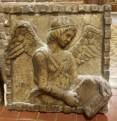 Altorilievo in Pietra del Friuli Raffigurante Angelo, XIX Secolo