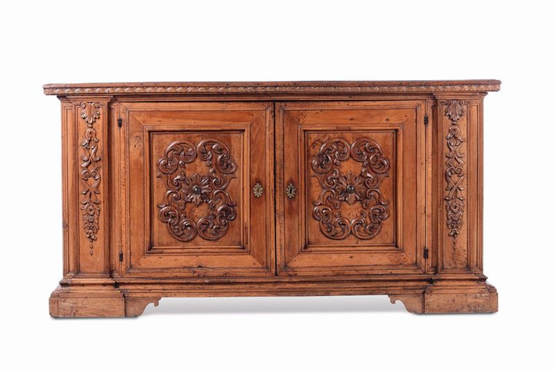 Grande credenza in noce, Lombardia XVIII secolo  - Auction Fine art - II - Cambi Casa d'Aste