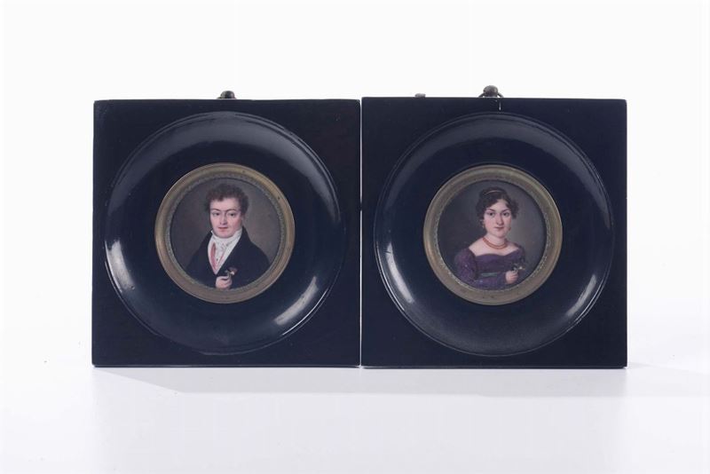 Coppia di miniature con ritratto maschile e femminile, XIX-XX secolo  - Asta Asta a Tempo antiquariato - II - Cambi Casa d'Aste