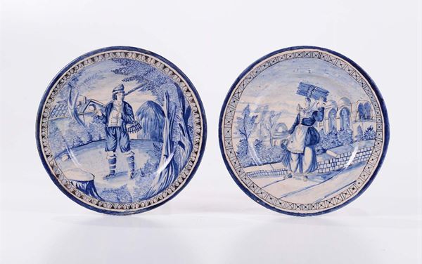 A pair of maiolica dishes, 20th century