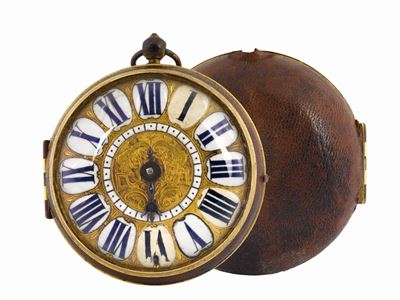 N.mornand, a Paris , Orologio in Ottone Dorato e Cuoio con Sfera Singola per Indicazione Dell'ora...