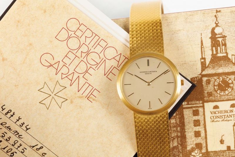 VACHERON CONSTANTIN, Geneve, case No. 487734, Ref. 6532, 18K yellow gold wristwatch with an 18K  Vacheron Constantin integrated  bracelet . Accompanied by the original box and Certificate. Made circa 1960  - Auction Watches and Pocket Watches - Cambi Casa d'Aste