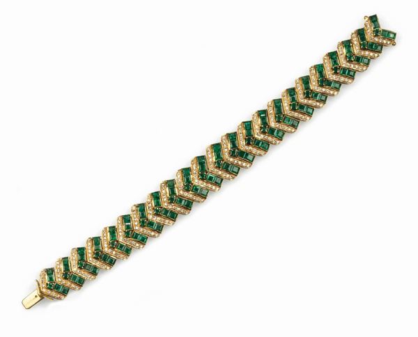 Bracelet in yellow gold with emeralds and single-cut diamonds