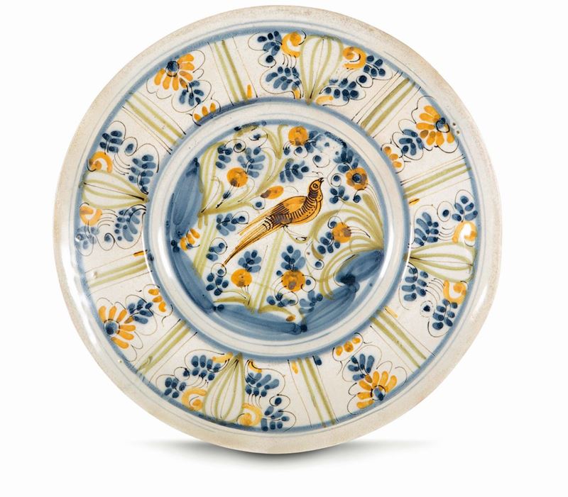 A maiolica dish, Savona or Albisola, late 17th - early 18th century  - Auction Majolica and porcelain from the 16th to the 19th century - Cambi Casa d'Aste