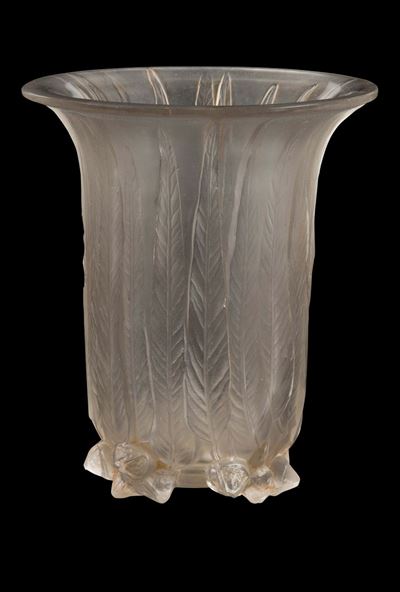 René Lalique (1860-1945), Franciavaso “eucalyptus”, Modello Creato nel 1925