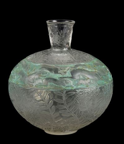 René Lalique (1860-1945), Franciavaso “LIèvres”, Modello Creato nel 1923